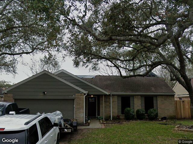 Street view of 513 W Hillary Cir, Sugar Land, TX 77498