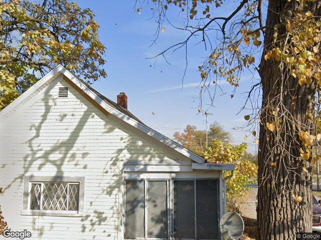 Street view of 800 W CHESTNUT, HARTFORD CITY IN 47348, IN
